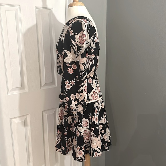 NWT Eliza J Floral Fit & Flare Women’s Dress - Picture 7 of 11